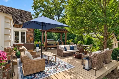 3626 Kingsboro Road NE, Atlanta, GA 30319 - Photo 3