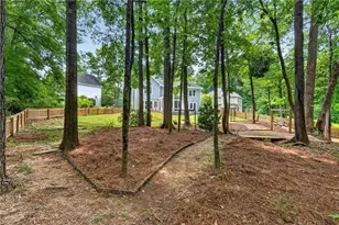 3827 Lance Bluff Ct, Duluth, GA 30097 - Photo 33
