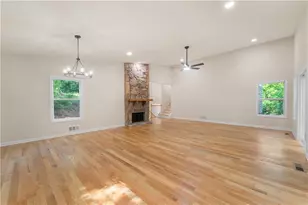 3253 Cedar Bluff Dr NE, Marietta, GA 30062 - Photo 15