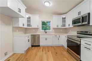 3253 Cedar Bluff Dr NE, Marietta, GA 30062 - Photo 13