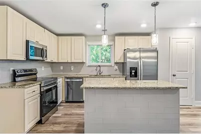 70 Caroline Avenue, Stockbridge, GA 30281 - Photo 3