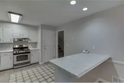 978 Chartley Drive SW, Lilburn, GA 30047 - Photo 13