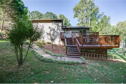 978 Chartley Drive SW, Lilburn, GA 30047 - Photo 33
