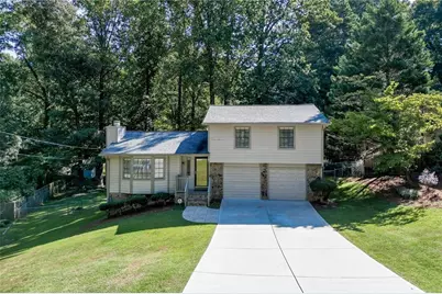978 Chartley Drive SW, Lilburn, GA 30047 - Photo 37