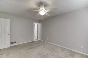 978 Chartley Dr SW, Lilburn, GA 30047 - Photo 23