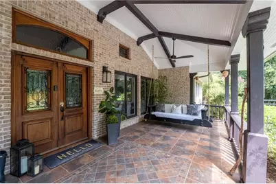 8180 Innsbruck Drive, Sandy Springs, GA 30350 - Photo 3