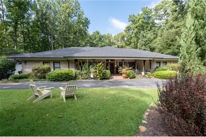 8180 Innsbruck Drive, Sandy Springs, GA 30350 - Photo 1
