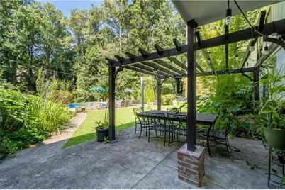 8180 Innsbruck Drive, Sandy Springs, GA 30350 - Photo 43