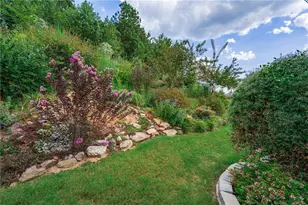 223 Hickory Bluffs Pkwy, Canton, GA 30114 - Photo 41