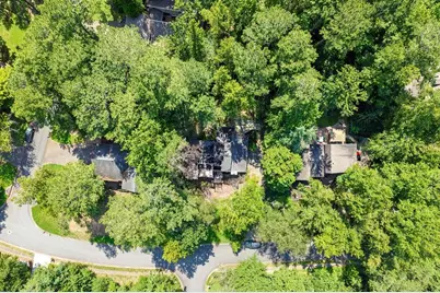 2615 Rocky Springs Drive, Marietta, GA 30062 - Photo 9