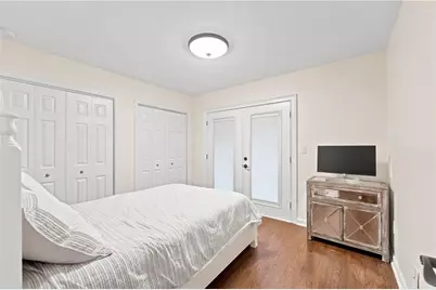 8 Ivy Ridge NE, Atlanta, GA 30342 - Photo 35