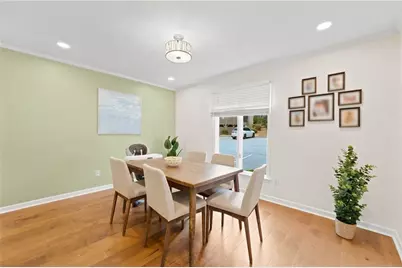 8 Ivy Ridge NE, Atlanta, GA 30342 - Photo 3