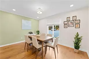 8 Ivy Ridge NE, Atlanta, GA 30342 - Photo 3