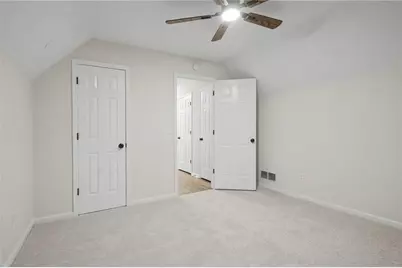 5464 Breathitt Drive SW, Lilburn, GA 30047 - Photo 27