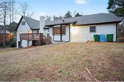 5464 Breathitt Drive SW, Lilburn, GA 30047 - Photo 37