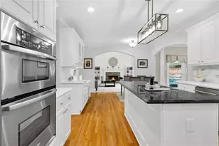 5021 Towne Lake Hills, Woodstock, GA 30189 - Photo 23