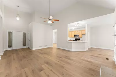 27 Woods Way, Jefferson, GA 30549 - Photo 9