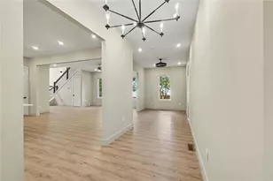2402 Lynn Iris Dr, Decatur, GA 30032 - Photo 11