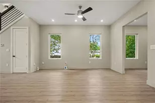 2402 Lynn Iris Dr, Decatur, GA 30032 - Photo 5