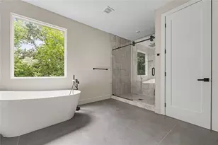 2402 Lynn Iris Dr, Decatur, GA 30032 - Photo 21
