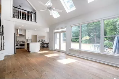 4027 Stephens Mill Run NE, Atlanta, GA 30342 - Photo 9