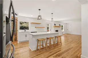 2800 Duke of Gloucester St, Atlanta, GA 30344 - Photo 3