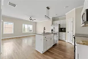 4215 Fulson Ct, Lilburn, GA 30047 - Photo 3