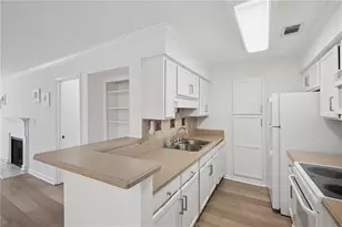 2302 Pine Heights Dr NE, Atlanta, GA 30324 - Photo 21