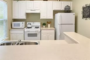 2585 Laurel Cir NW, Atlanta, GA 30311 - Photo 3