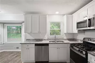 1547 Golf Link Dr, Stone Mountain, GA 30088 - Photo 15