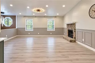 242 Muddy River Rd, Lawrenceville, GA 30043 - Photo 5