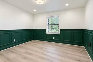 242 Muddy River Rd, Lawrenceville, GA 30043 - Photo 11