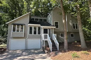 330 Homestead Circle, Kennesaw, GA 30144 - Photo 1