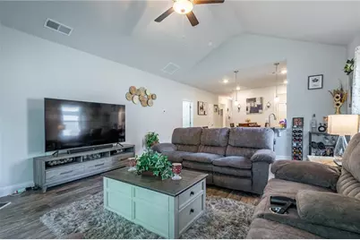 200 Vineyard Walk, Carrollton, GA 30117 - Photo 17
