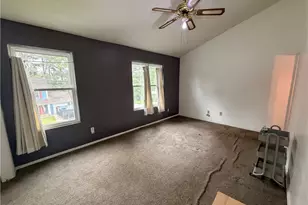 6161 St Charles Ct, Lithonia, GA 30058 - Photo 9
