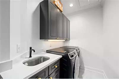 740 E Morningside Drive, Atlanta, GA 30324 - Photo 35