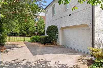 740 E Morningside Drive, Atlanta, GA 30324 - Photo 49