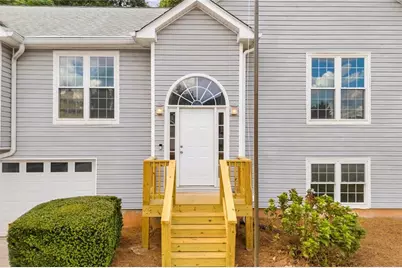 1170 Robert Pointe Way SE, Lawrenceville, GA 30045 - Photo 3