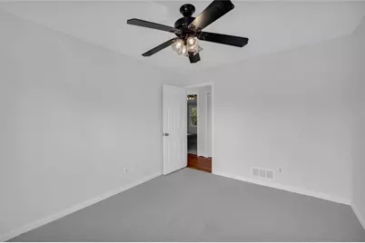 1170 Robert Pointe Way SE, Lawrenceville, GA 30045 - Photo 23