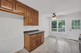 1170 Robert Pointe Way SE, Lawrenceville, GA 30045 - Photo 21