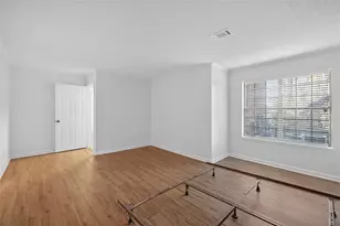 201 Barrington Hills Dr, Atlanta, GA 30350 - Photo 9