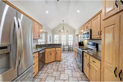 1082 Fieldstone Drive, Canton, GA 30114 - Photo 17