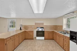 83 Russell Rd, Lawrenceville, GA 30043 - Photo 11