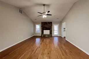 410 Southmoor Cir, Stockbridge, GA 30281 - Photo 9