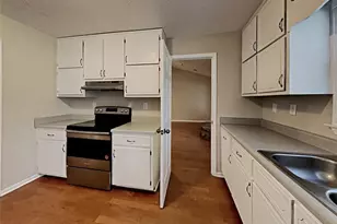410 Southmoor Cir, Stockbridge, GA 30281 - Photo 25