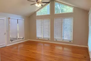 1010 Maidstone Ct, Marietta, GA 30066 - Photo 9