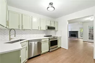 1730 Paddlewheel Dr NE, Marietta, GA 30062 - Photo 11