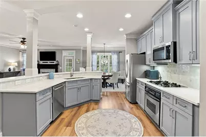 10289 Midway Avenue, Johns Creek, GA 30022 - Photo 7