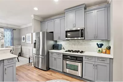 10289 Midway Avenue, Johns Creek, GA 30022 - Photo 9