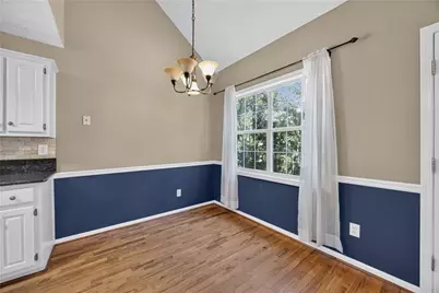 1829 Gray Gables Way, Buford, GA 30519 - Photo 9